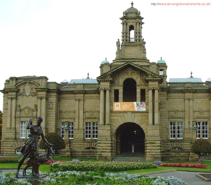 Cartwright Hall entrance 2008.