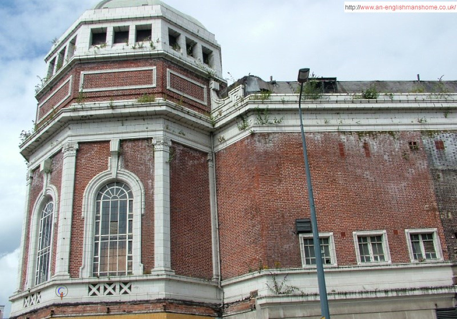 Triffids on the Odeon.